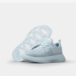 WOMEN'S PASTEL RUNNER+